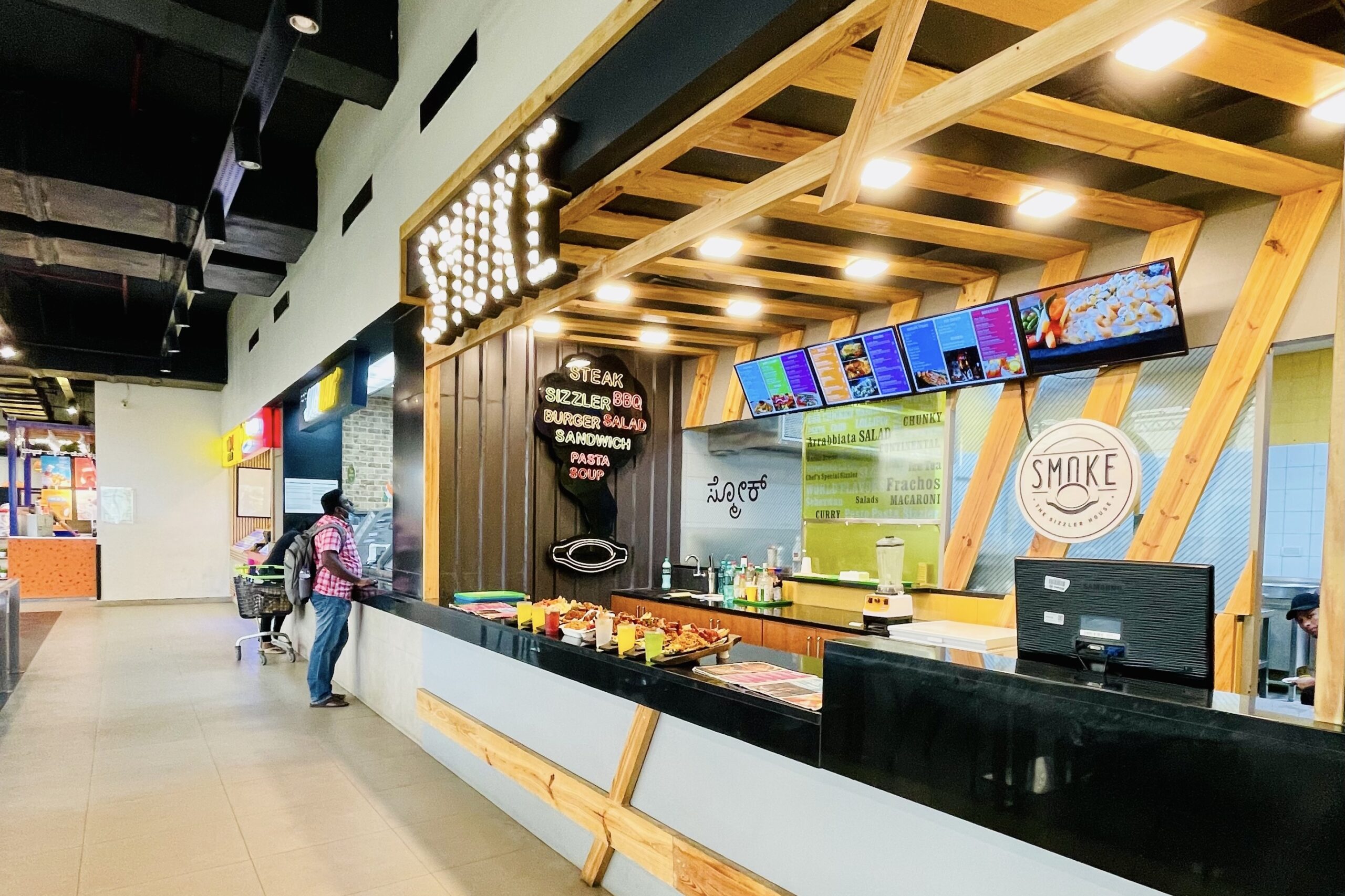 Read more about the article Smoke – The Sizzler House | Restaurant Review| Whitefield| Bangalore