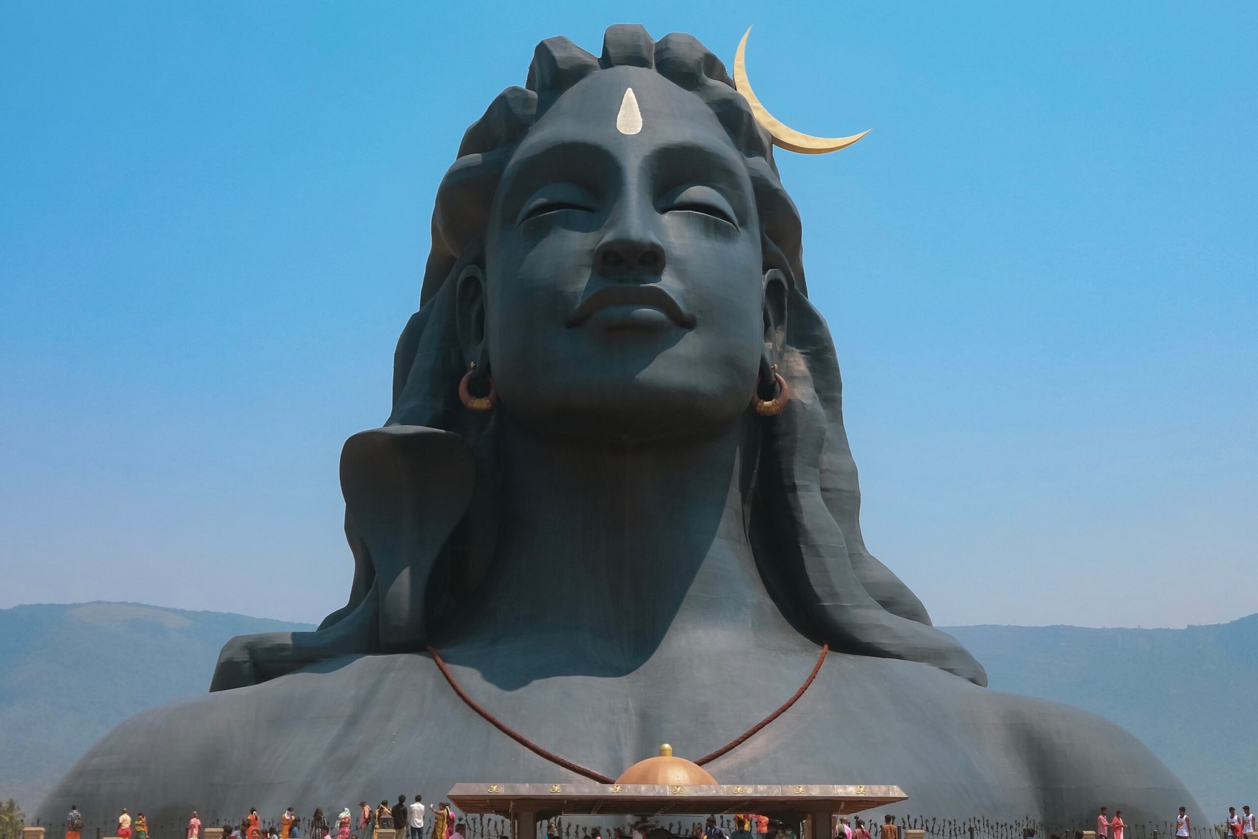 Read more about the article 15 Closest Hotels Near Isha Foundation, Coimbatore- Adiyogi Statue!